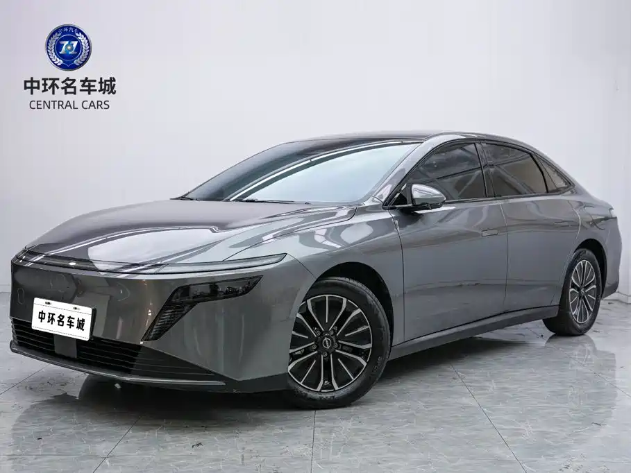 Nissan N6