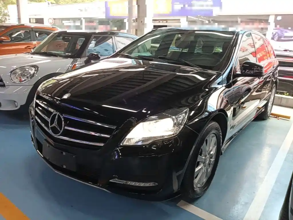 Mercedes-Benz R