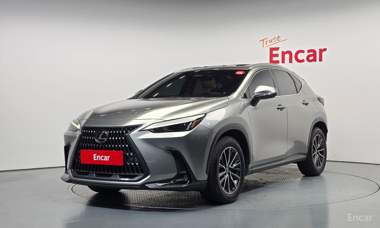 Lexus NX450h+