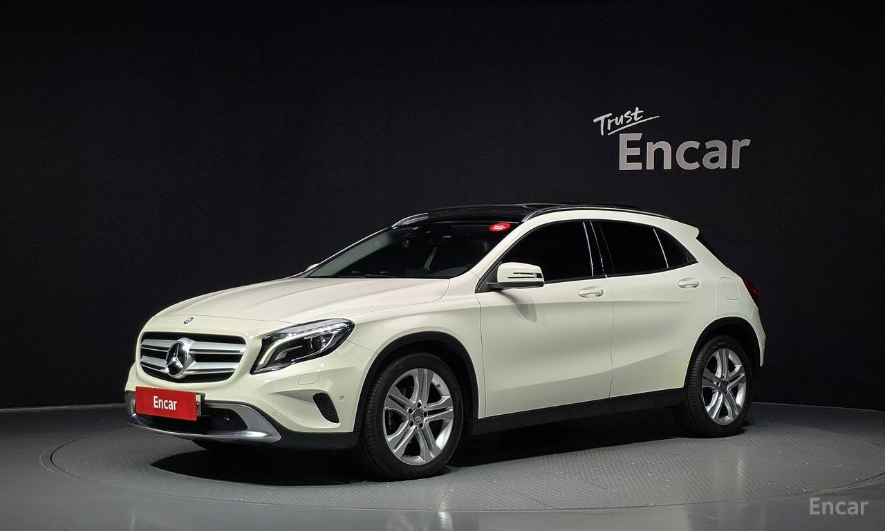 Mercedes-Benz GLA-Class X156