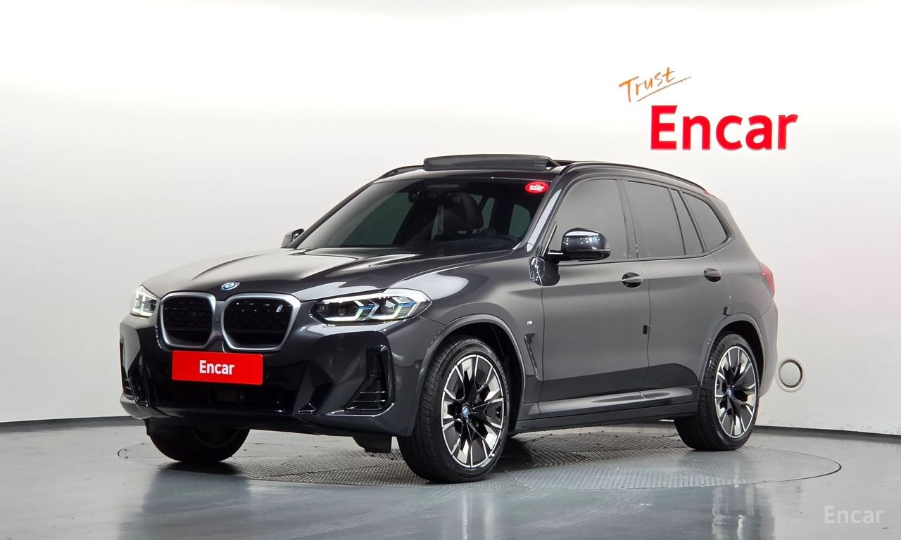 BMW iX3