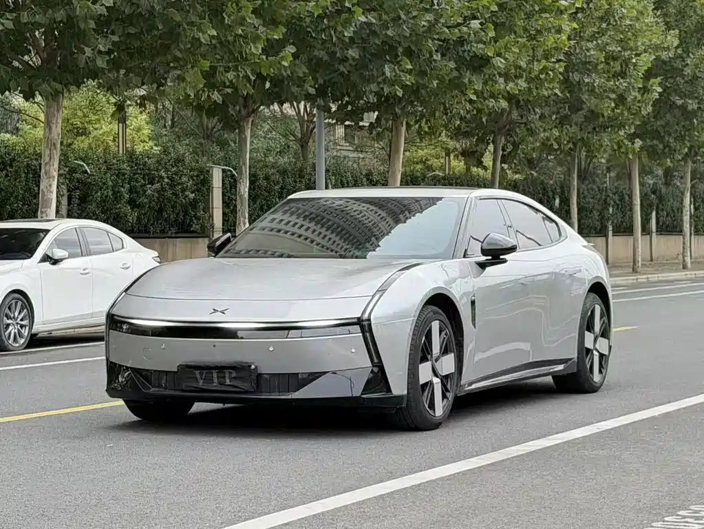 Xpeng P7