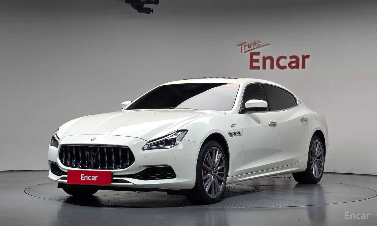 Maserati Quattroporte