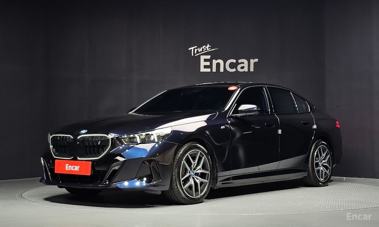 BMW i5