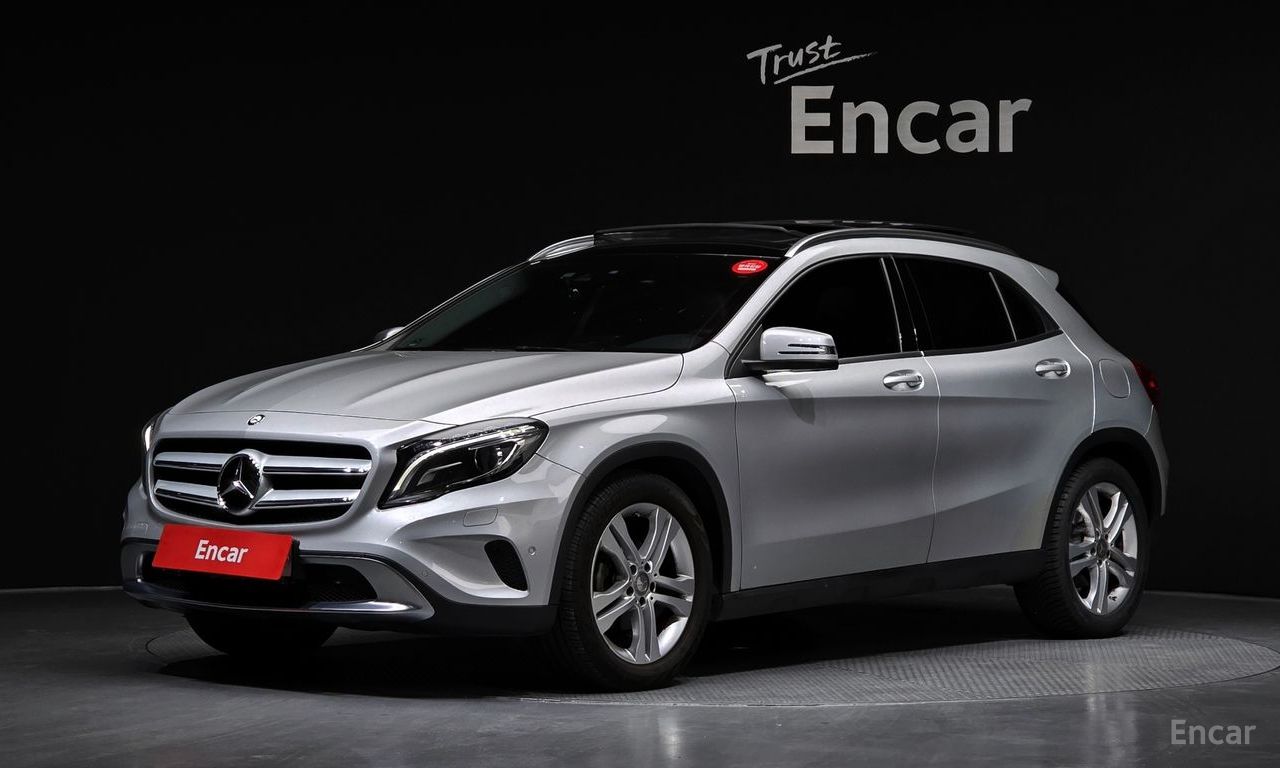 Mercedes-Benz GLA-Class X156