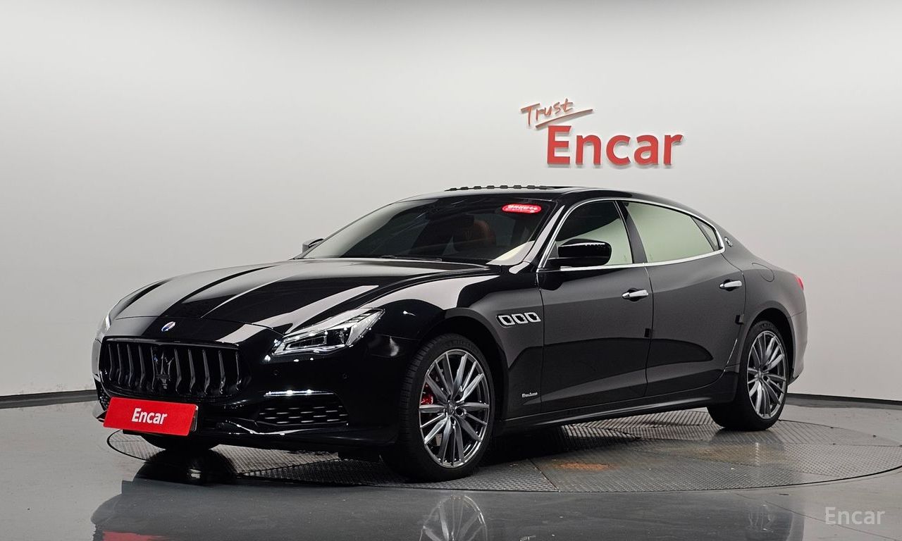 Maserati Quattroporte