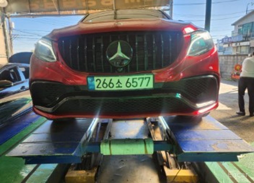 Mercedes-Benz GLE-Class W166
