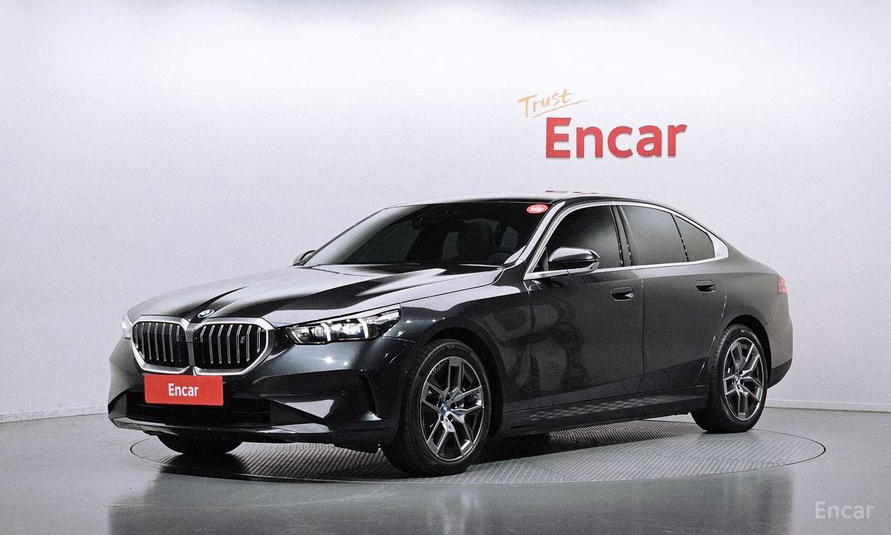 BMW i5