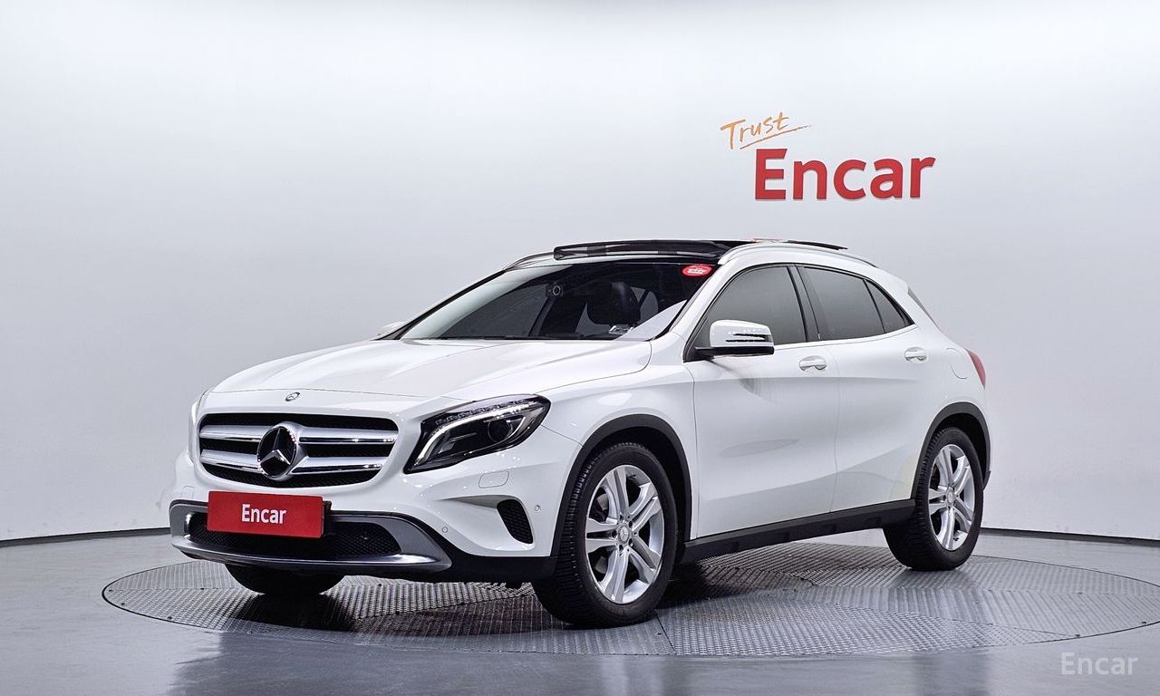 Mercedes-Benz GLA-Class X156