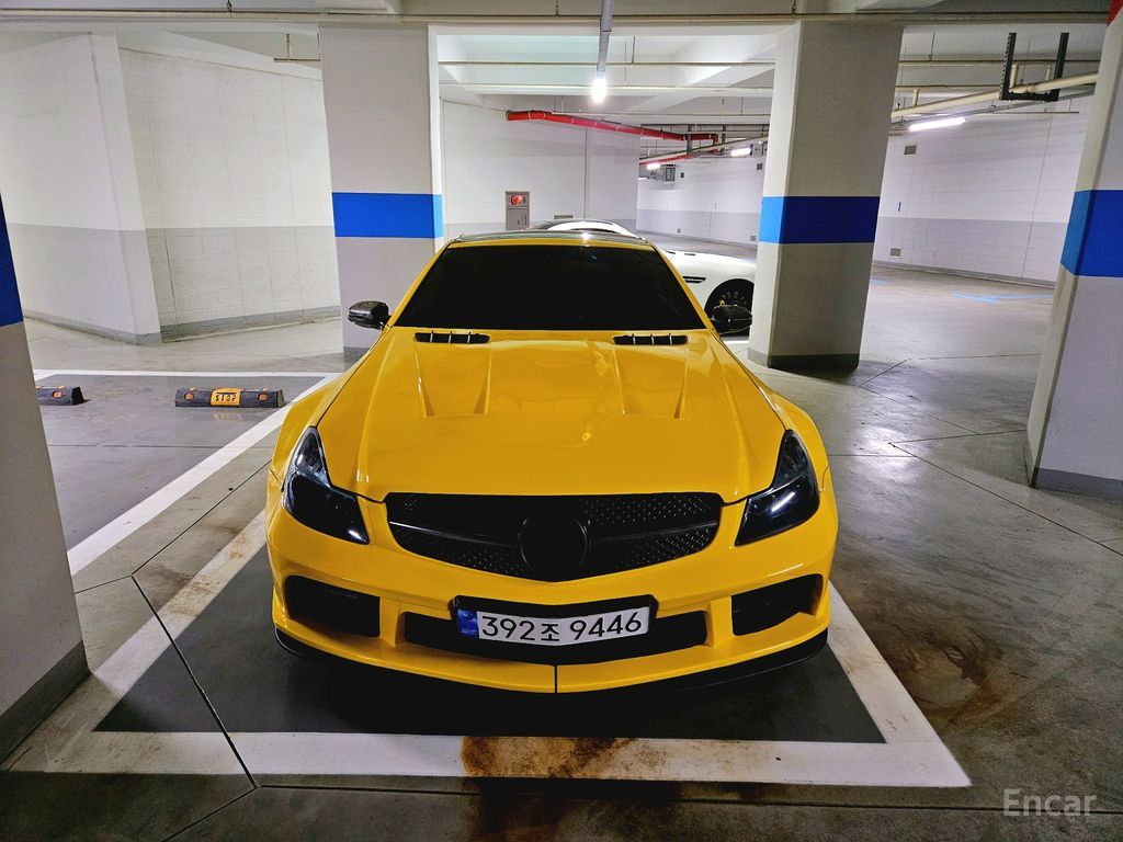 Mercedes-Benz SL-Class