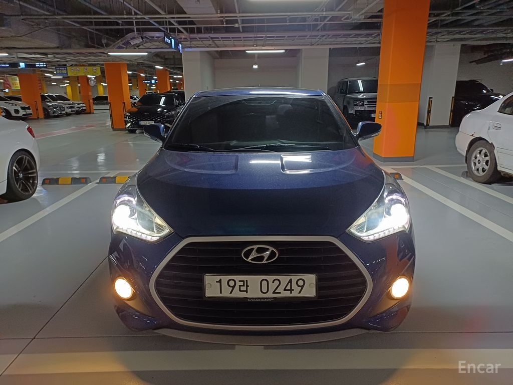Hyundai Veloster