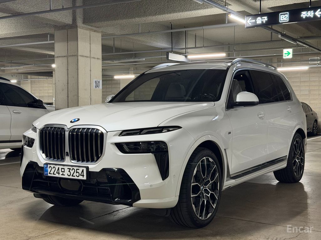 BMW X7