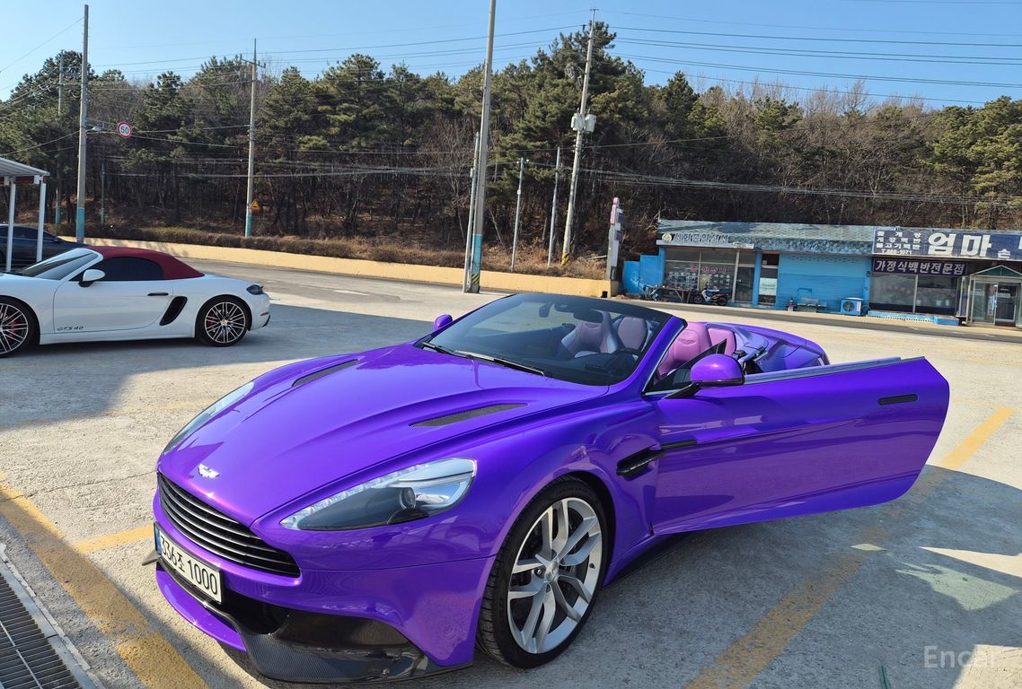 Aston Martin Vanquish