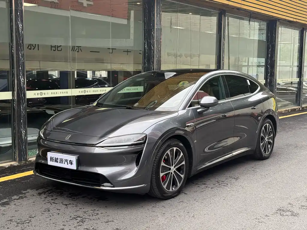 Luxeed R7
