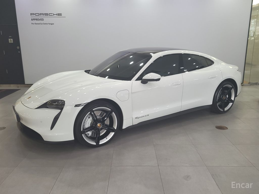 Porsche Taycan