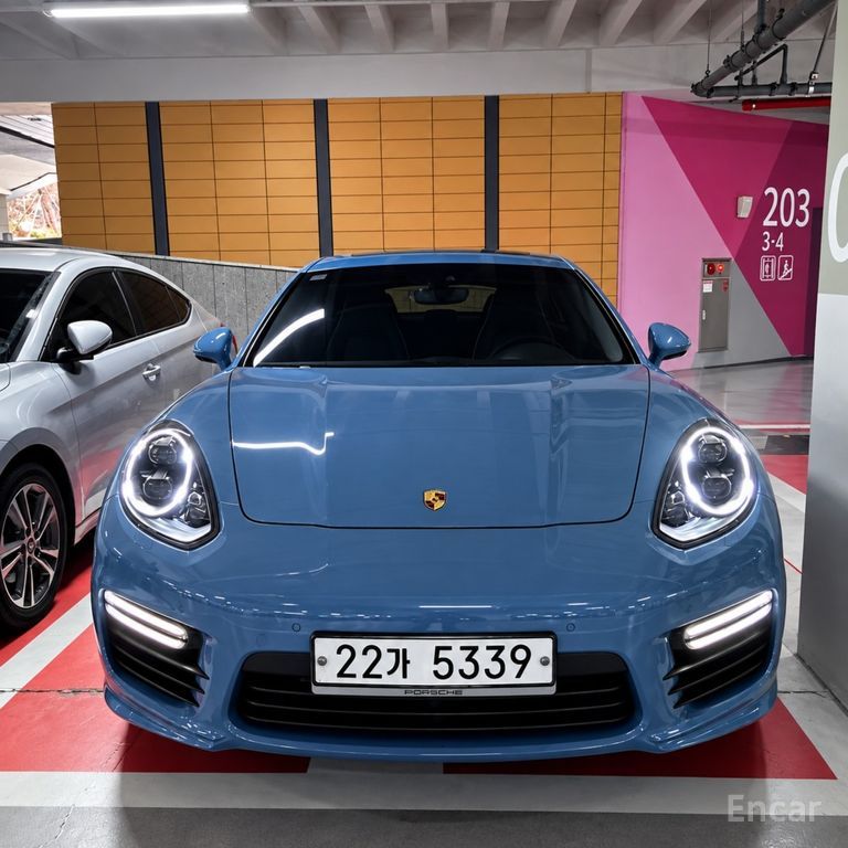 Porsche Panamera