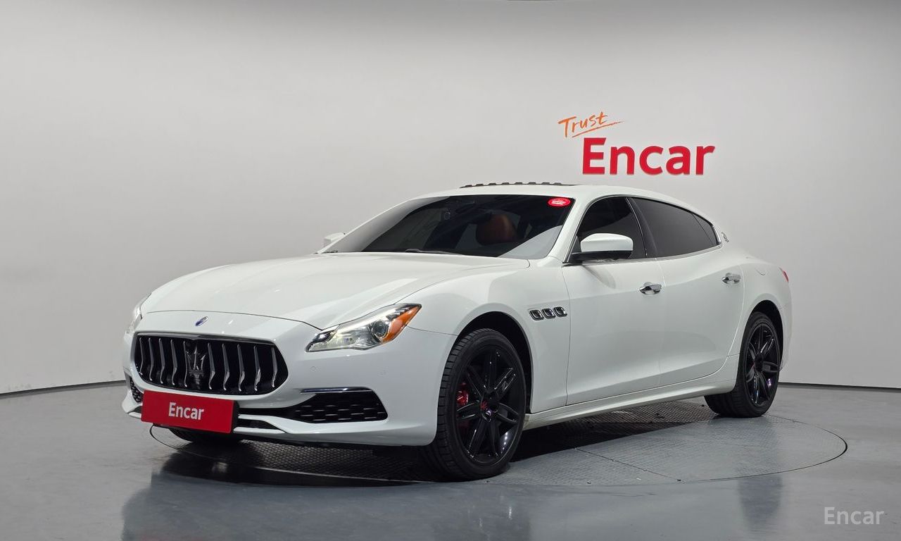 Maserati Quattroporte