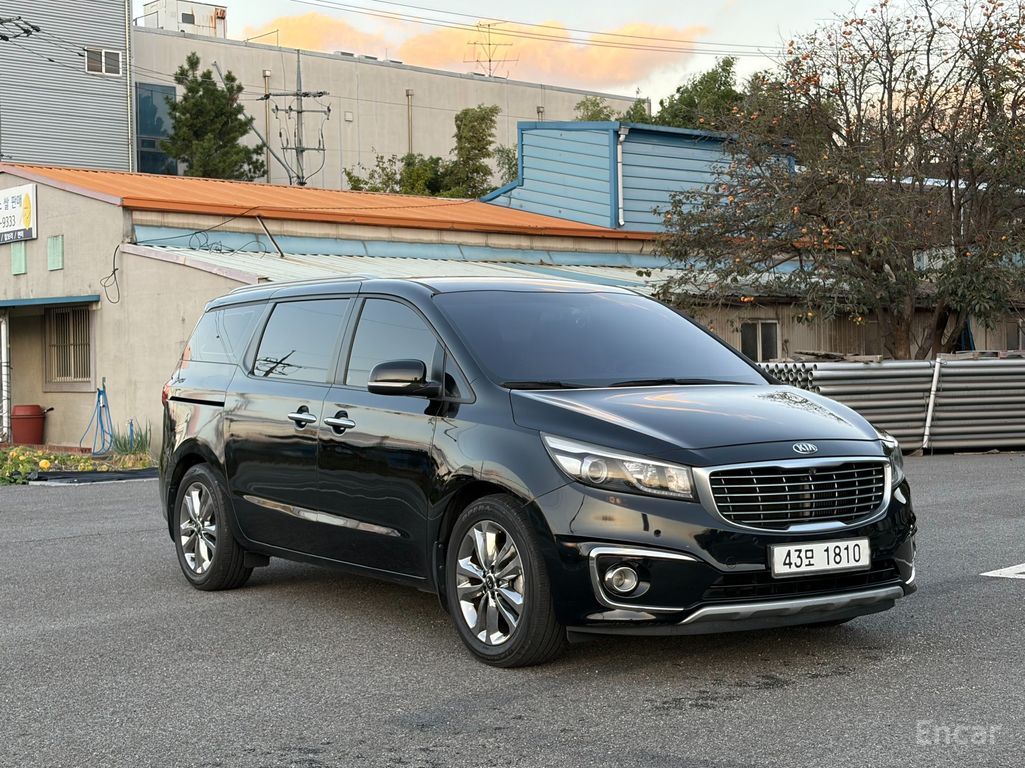 Kia Carnival