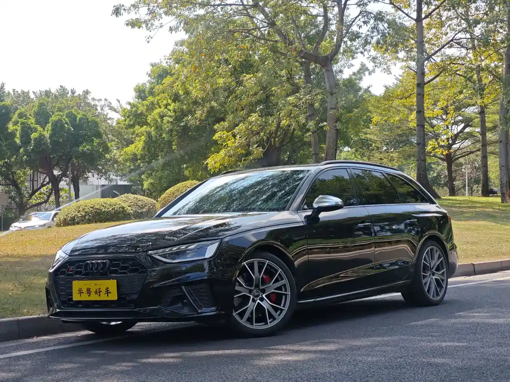 Audi S4
