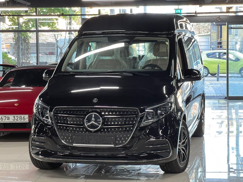 Mercedes-Benz V-Class