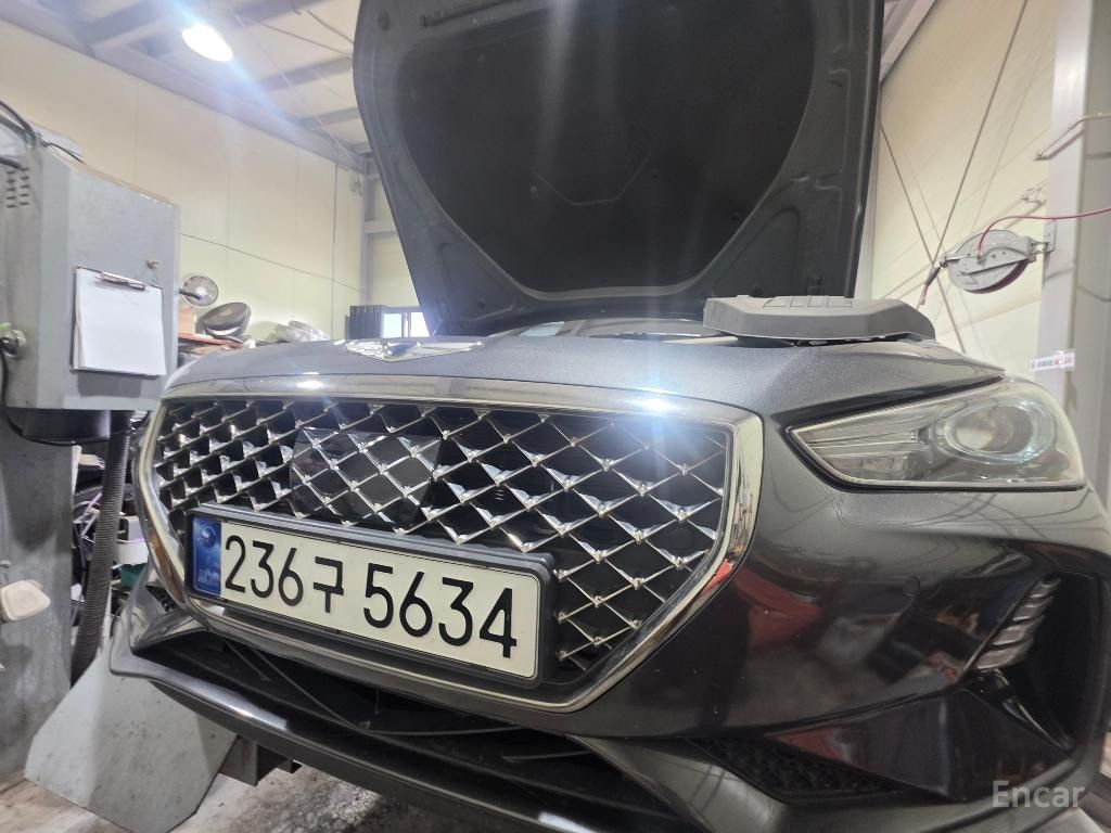 Genesis G70