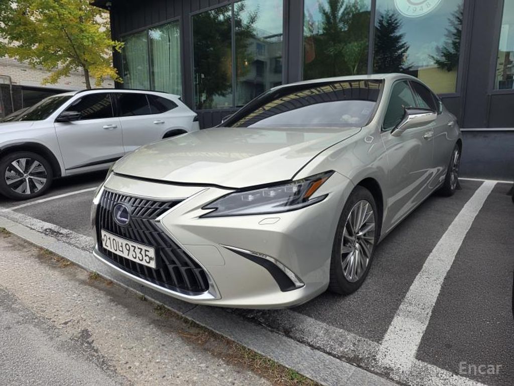 Lexus ES300h