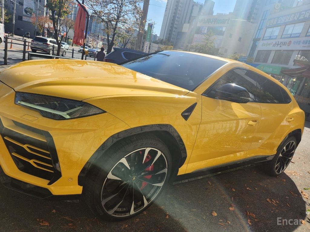 Lamborghini Urus