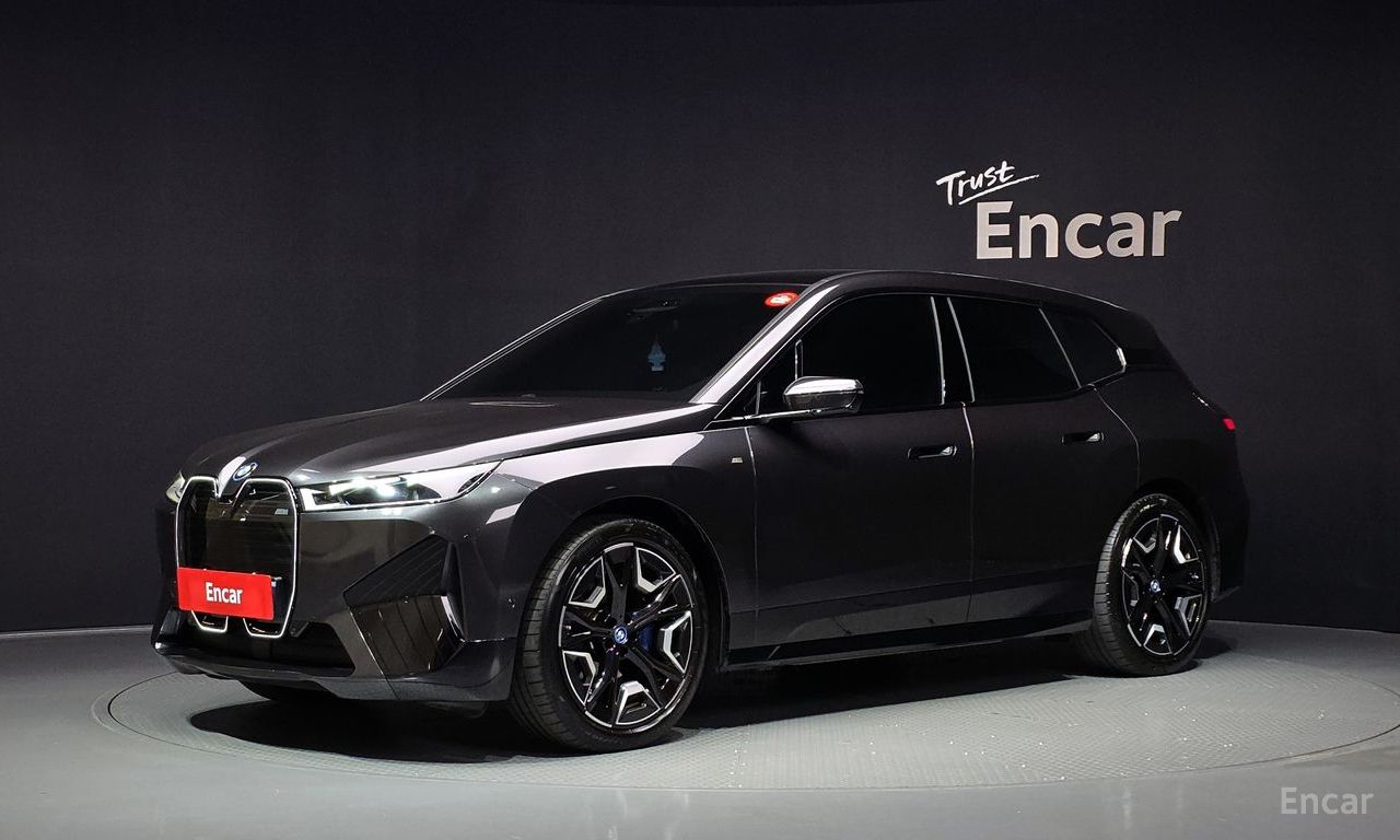 BMW iX
