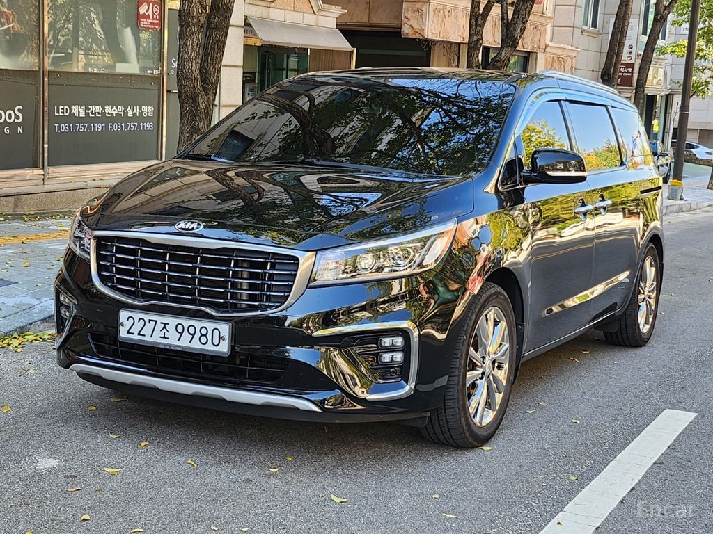 Kia Carnival