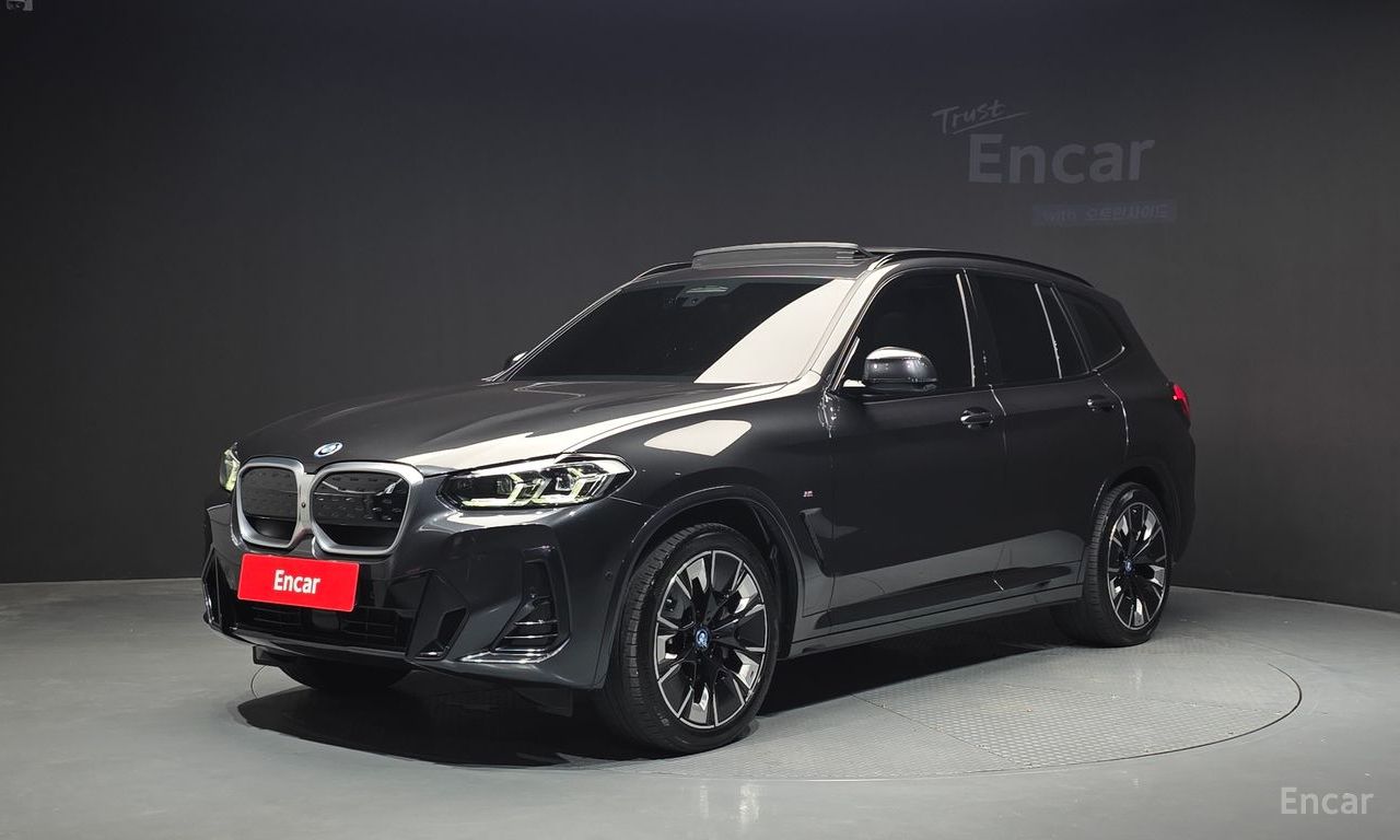 BMW iX3