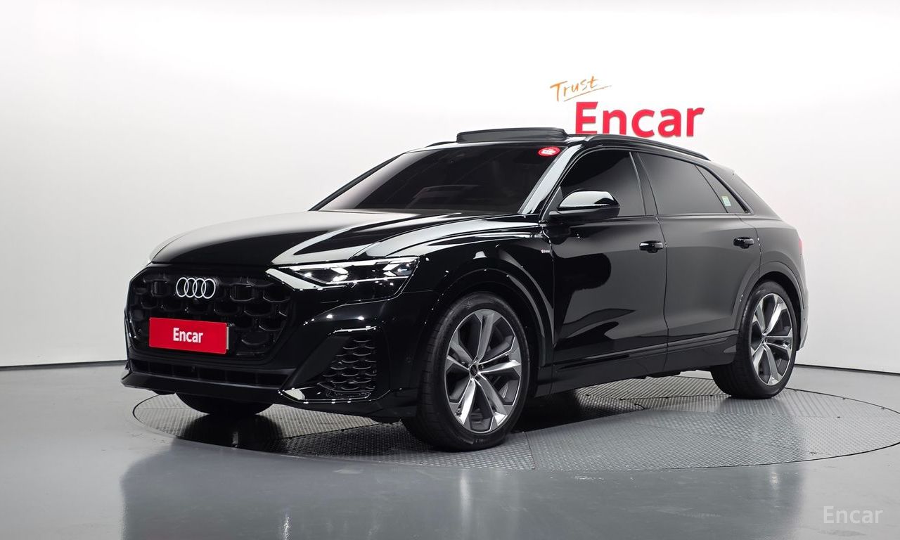Audi Q8