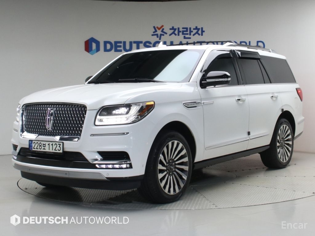 Lincoln Navigator