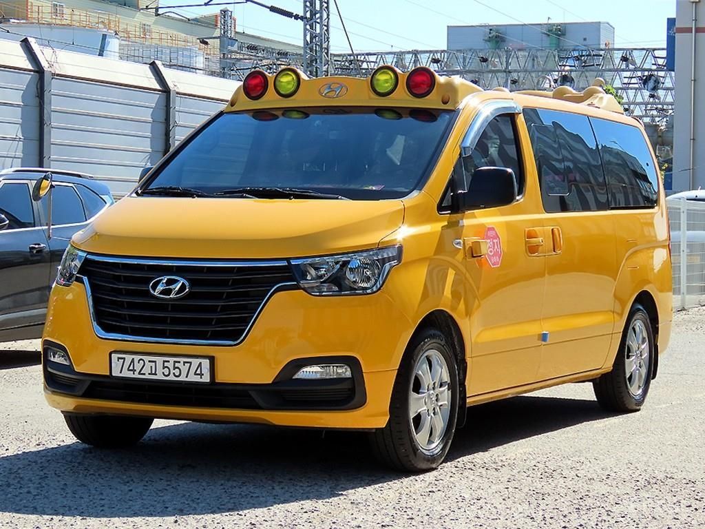Hyundai Grand Starex