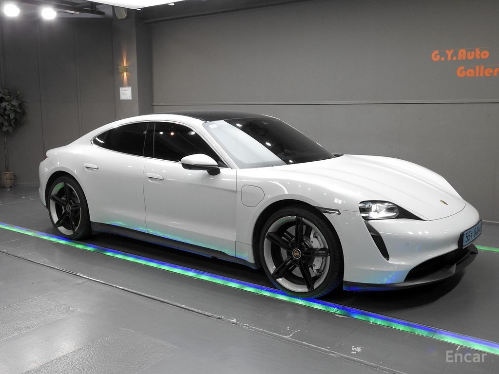 Porsche Taycan