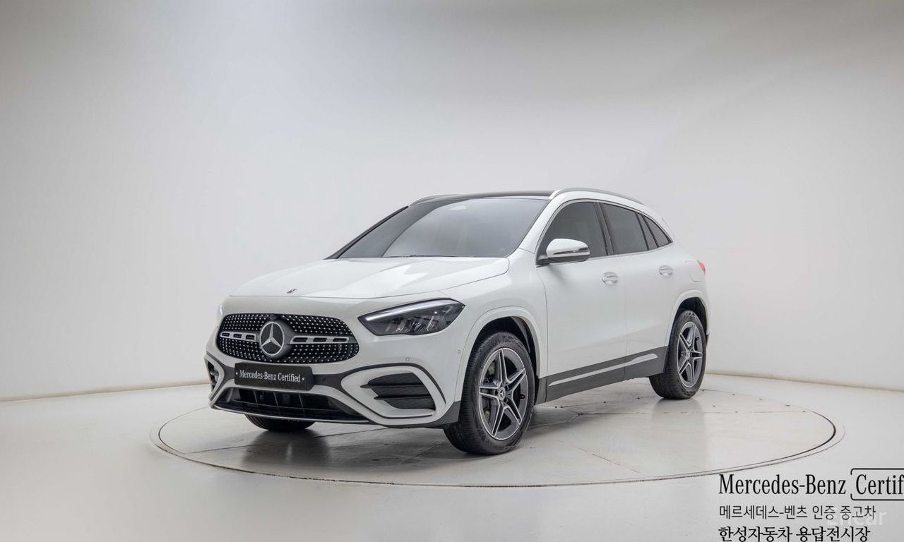 Mercedes-Benz GLA-Class H247