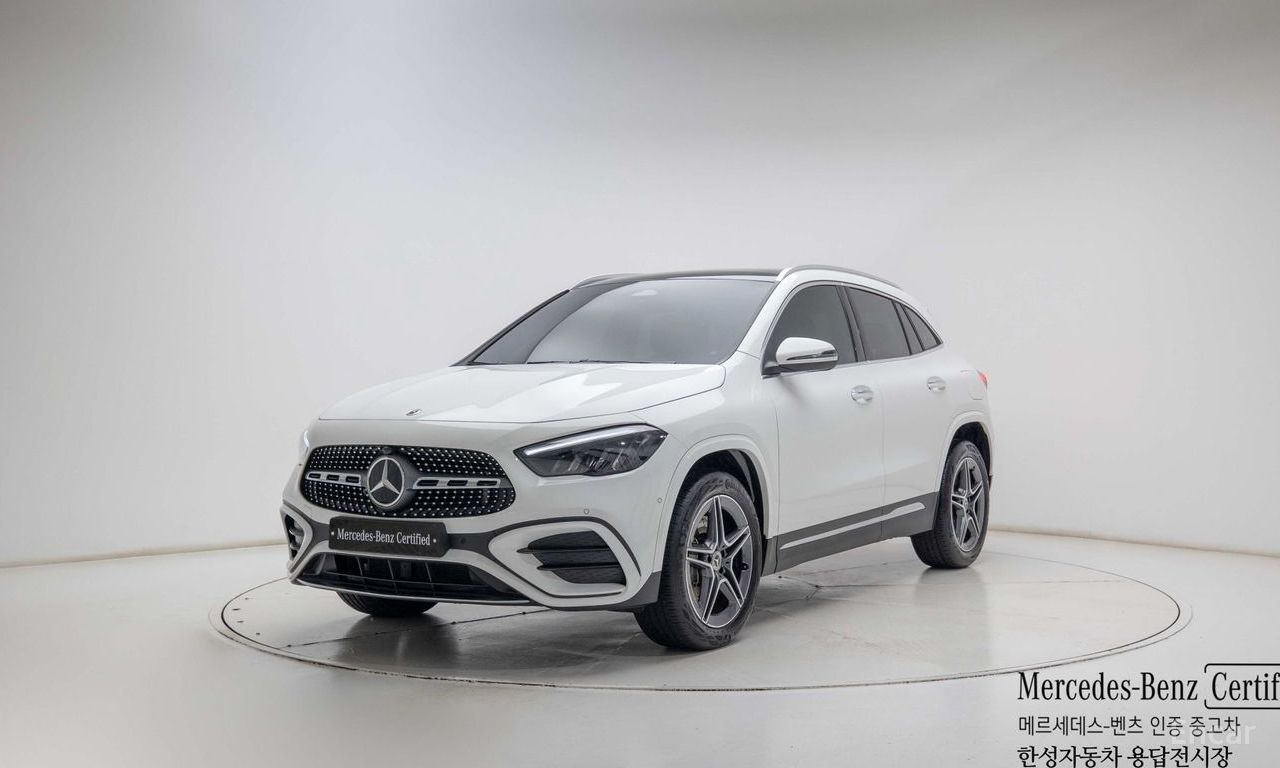 Mercedes-Benz GLA-Class H247