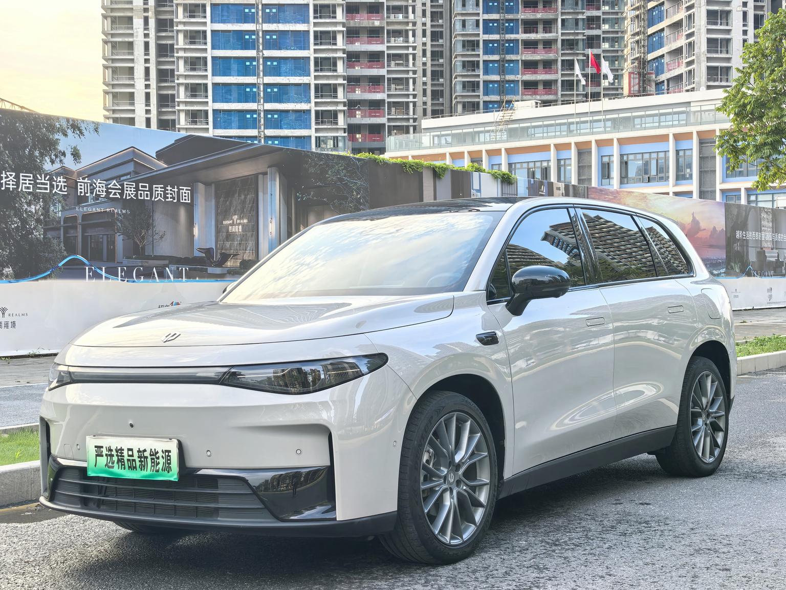 Leapmotor C10