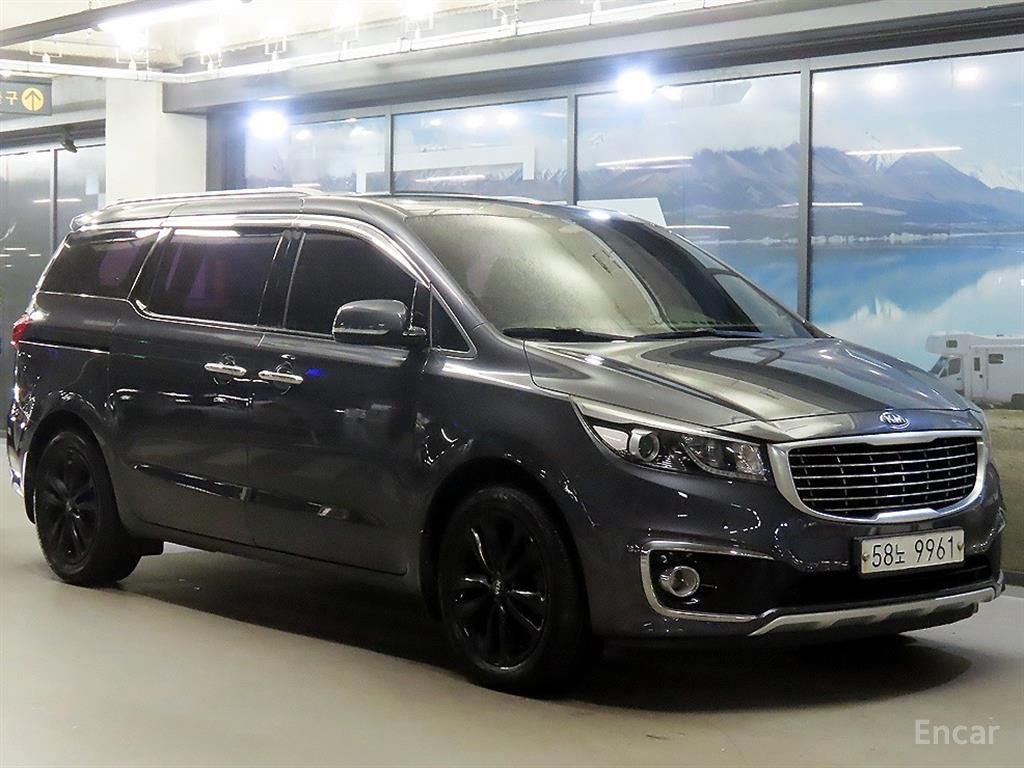 Kia Carnival