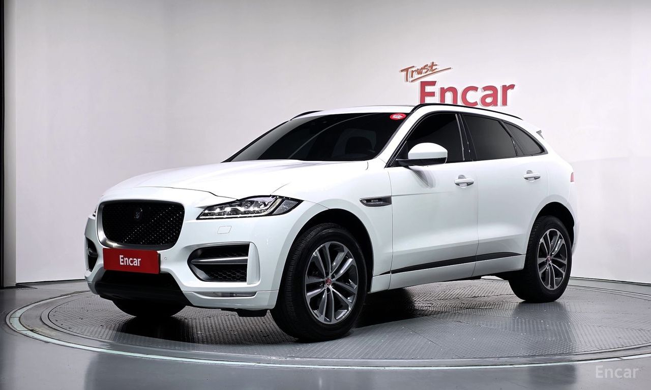 Jaguar F-Pace