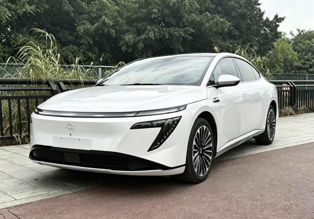 Nissan N7