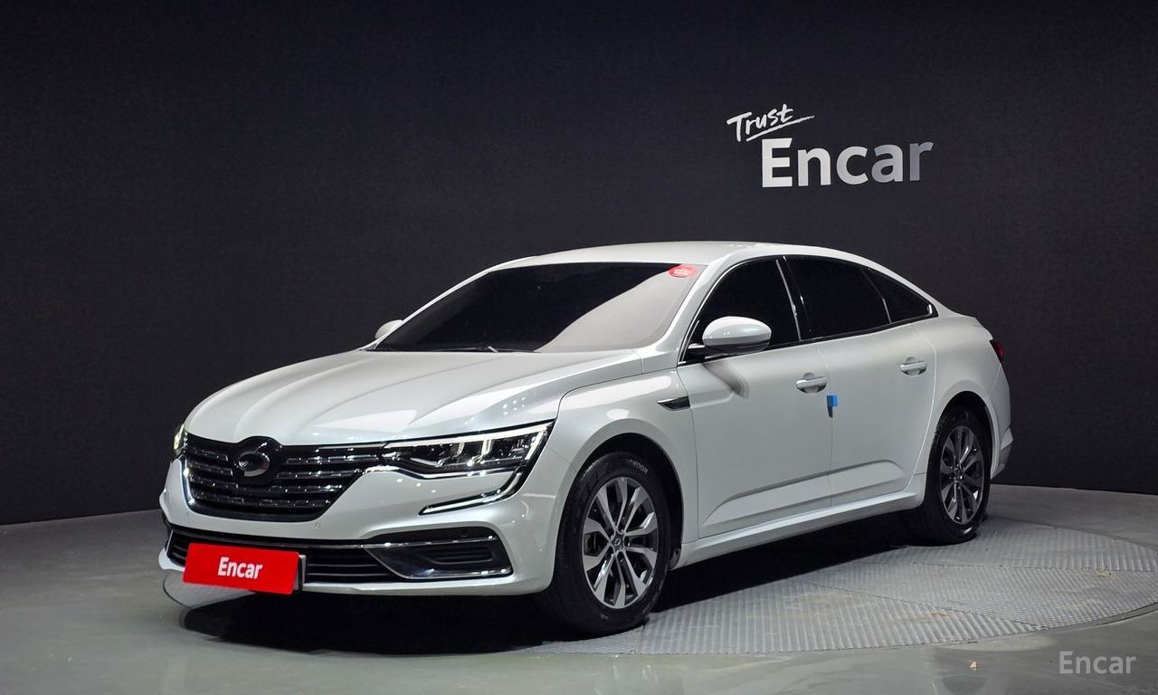 Renault SM6