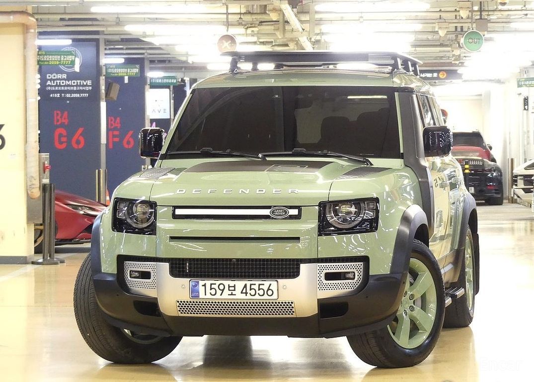 Land Rover Defender