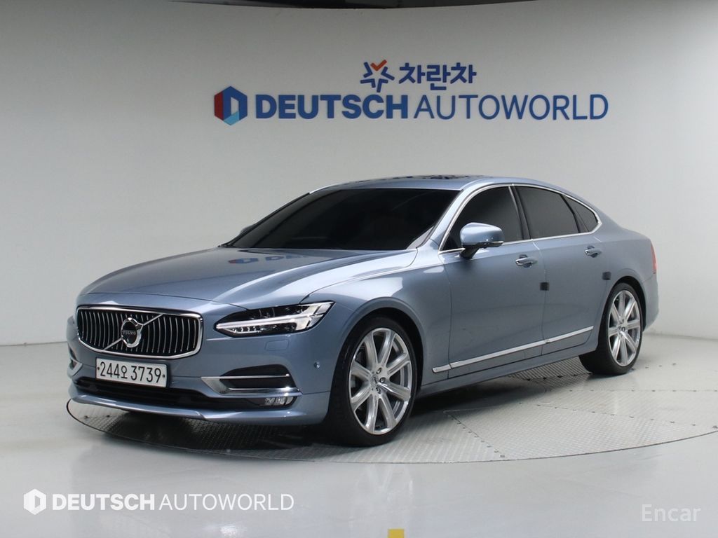 Volvo S90