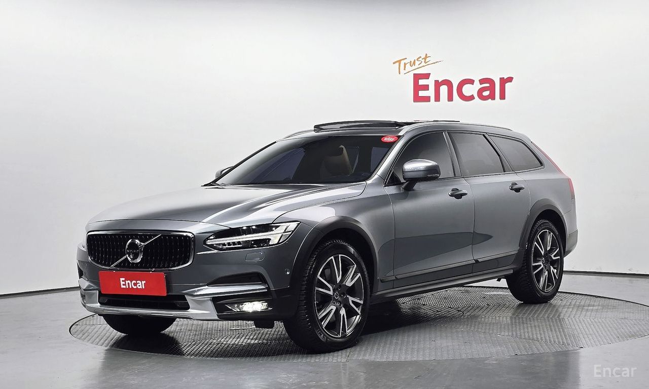 Volvo V90