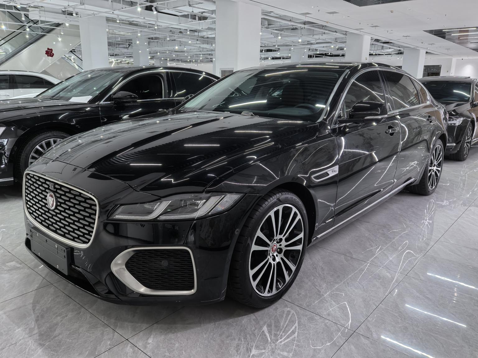 Jaguar XFL