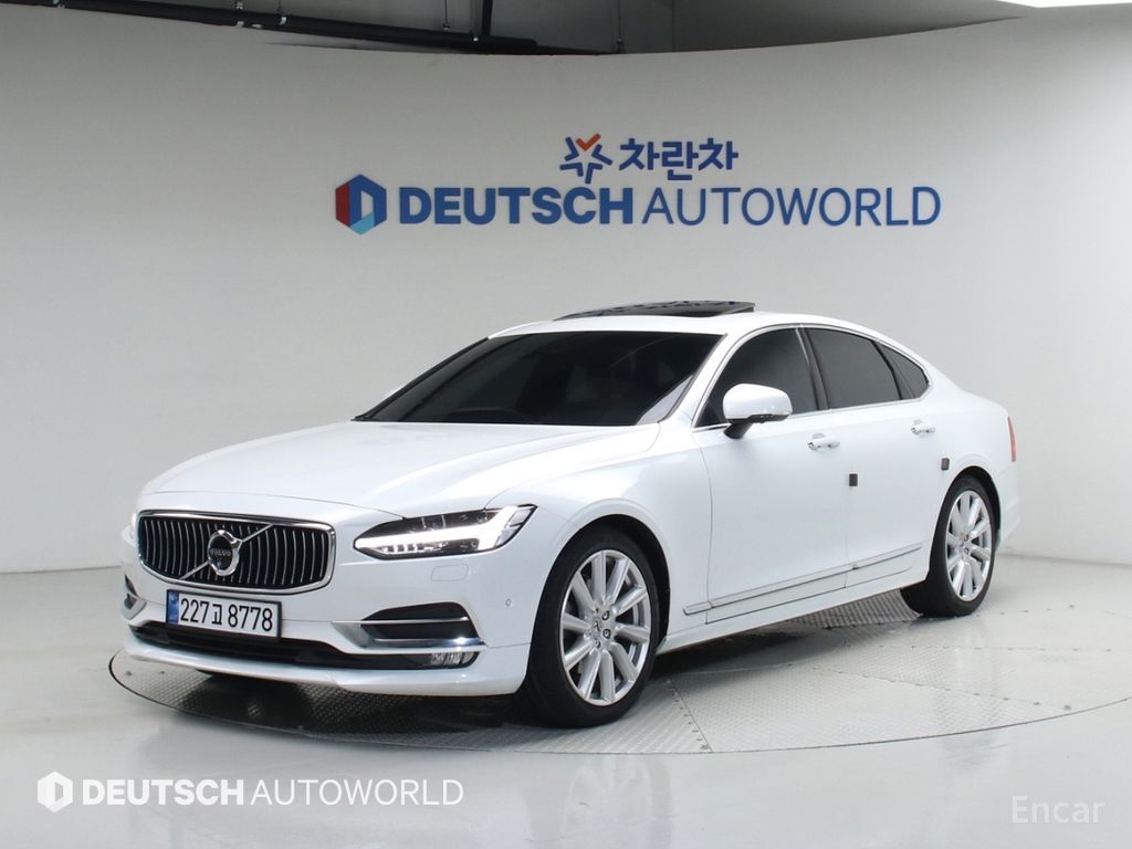 Volvo S90