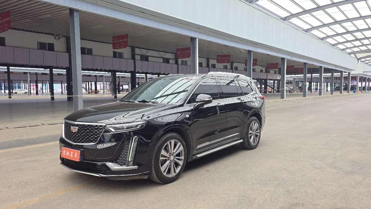 Cadillac XT6