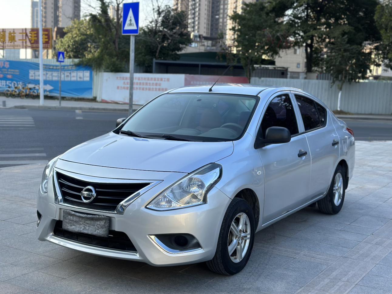 Nissan Sunny