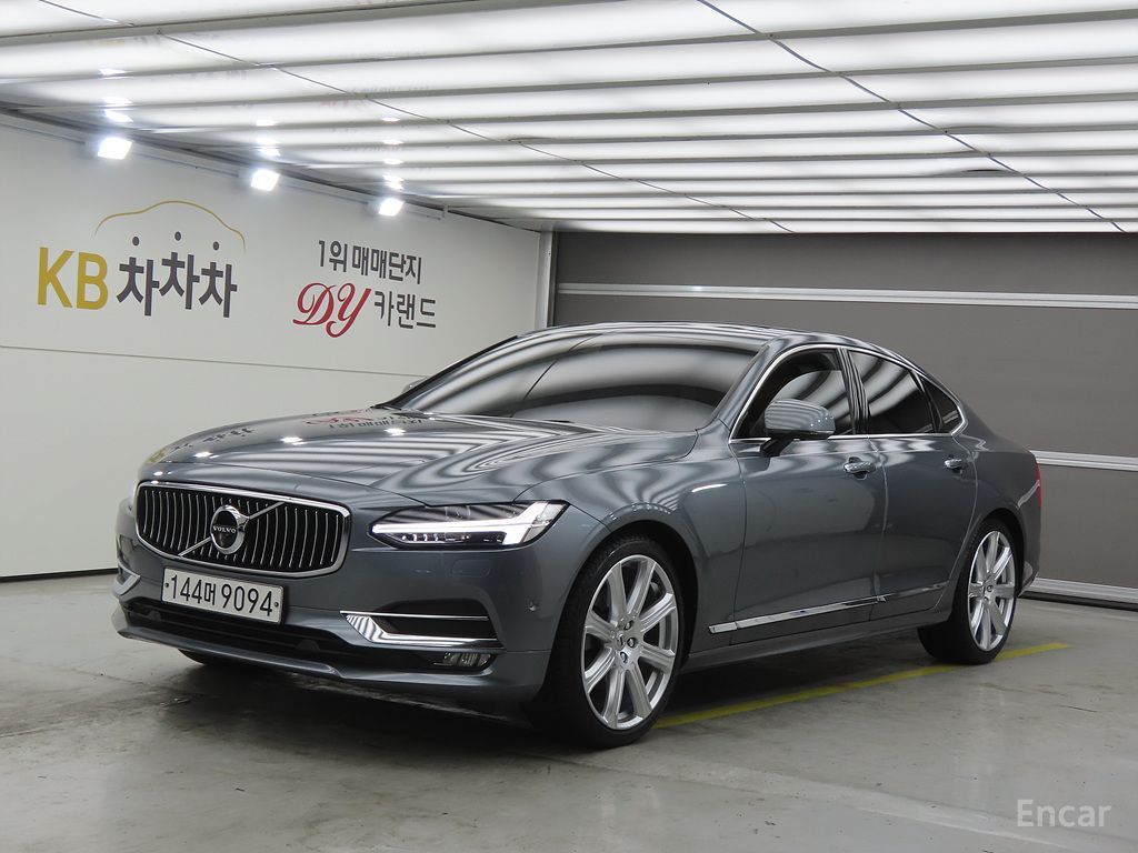 Volvo S90