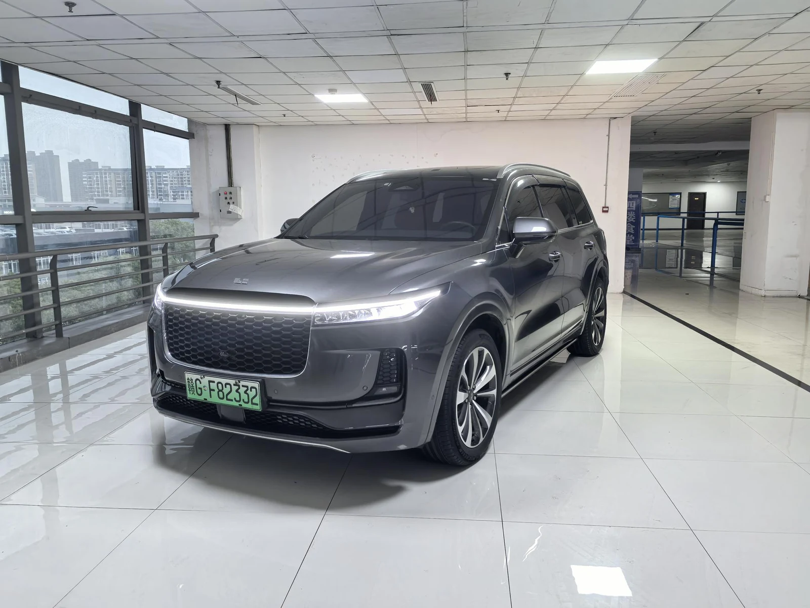 Li Auto ONE